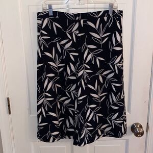 Ann Taylor culottes with tropical print size 10P